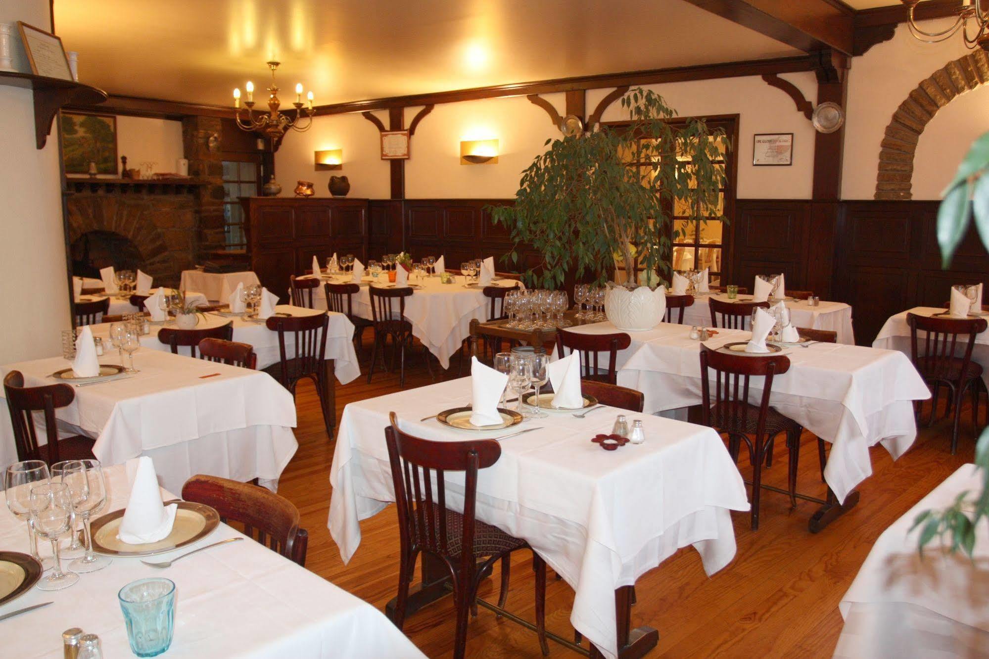 Logis Hotel Restaurant Des Voyageurs Pont-de-Salars المظهر الخارجي الصورة