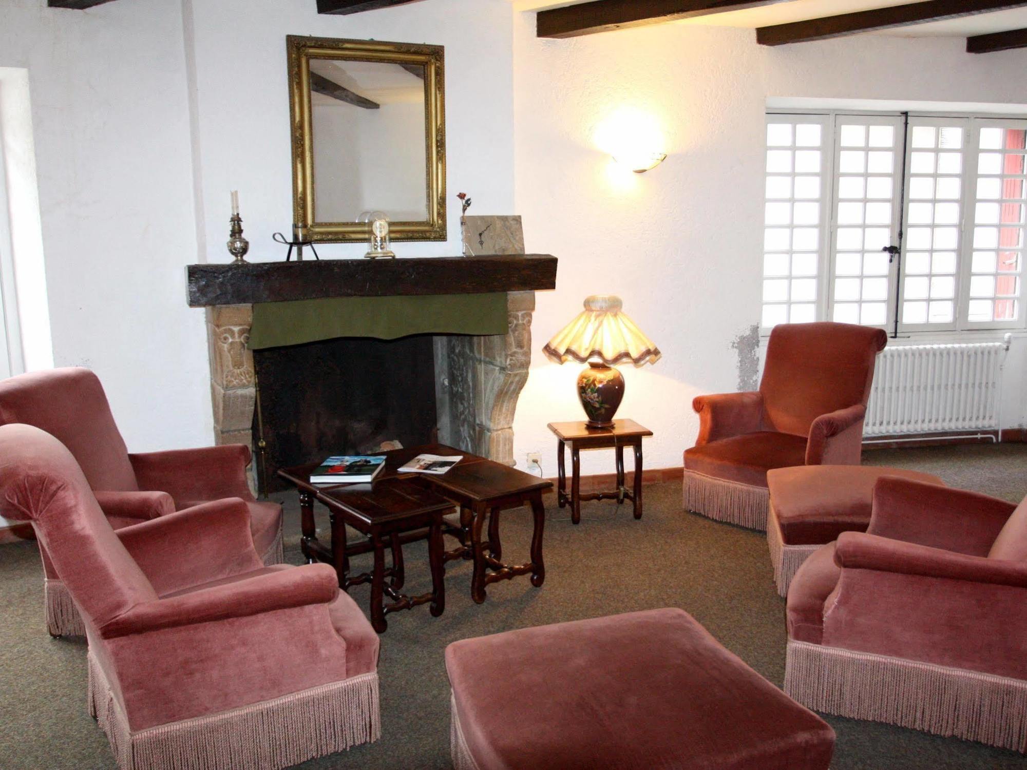 Logis Hotel Restaurant Des Voyageurs Pont-de-Salars المظهر الخارجي الصورة